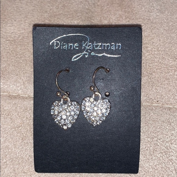New Diane Katzman rhinestone earrings & necklace - Picture 6 of 7